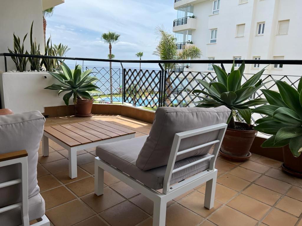 Family Complex Mi Capricho 1, Sea View Apartman Sitio de Calahonda Kültér fotó